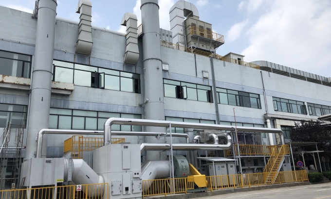 Công nghệ Bánh xe quay Zeolite + RTO (Zeolite Rotor Concentration + RTO System)   